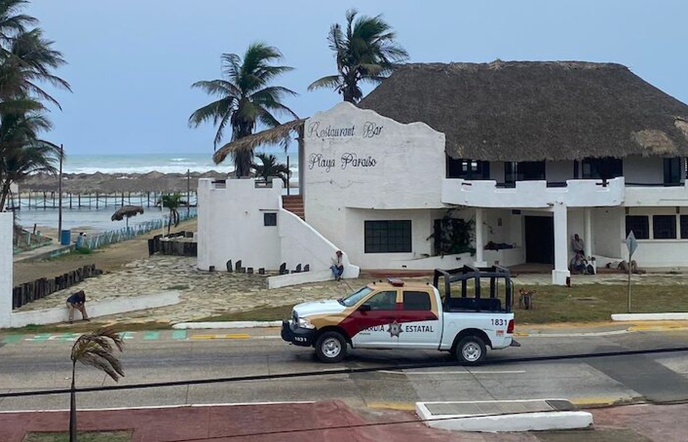 Llama Turismo a no exponerse y respetar cierre de playas por tormenta Alberto