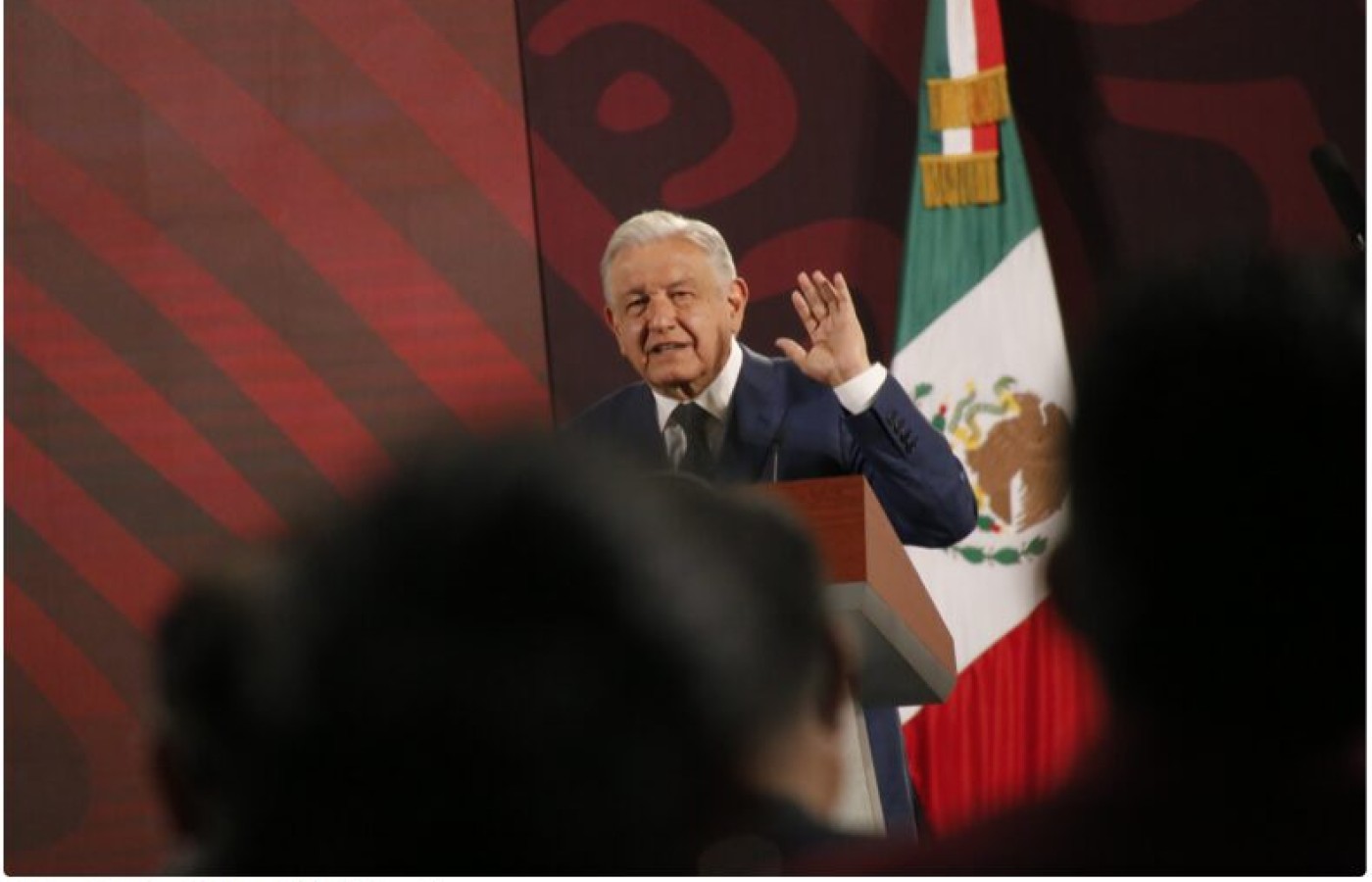 AMLO rechaza acusaciones de corrupción contra sus hijos