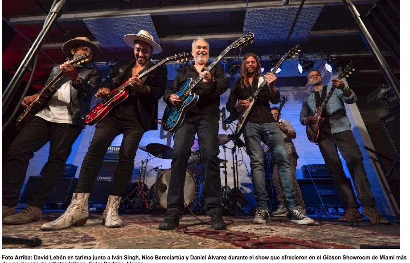 Gibson celebró super concierto con al Latin Grammy