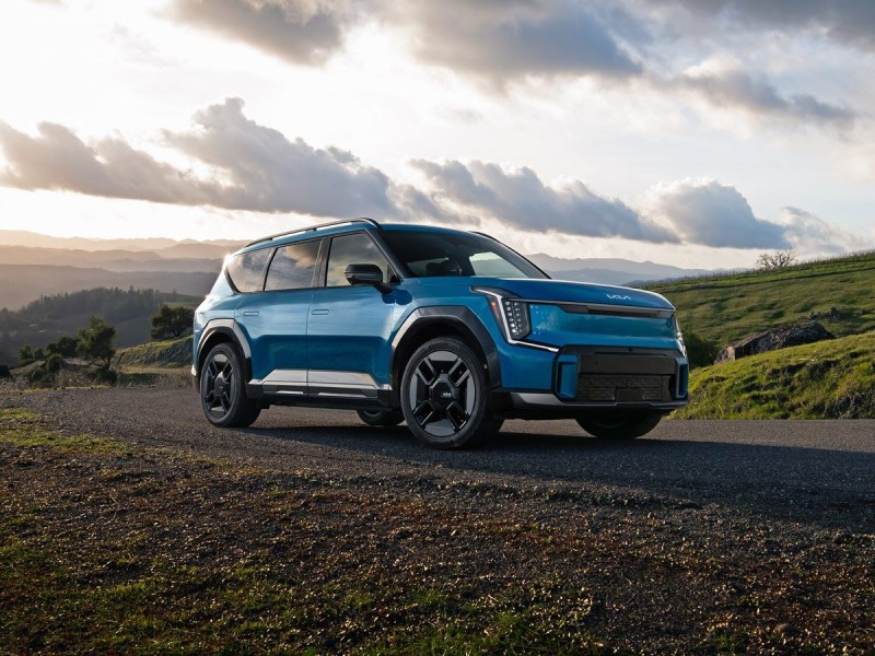 Kia anuncia los precios del SUV eléctrico de tres filas EV9 del 2025