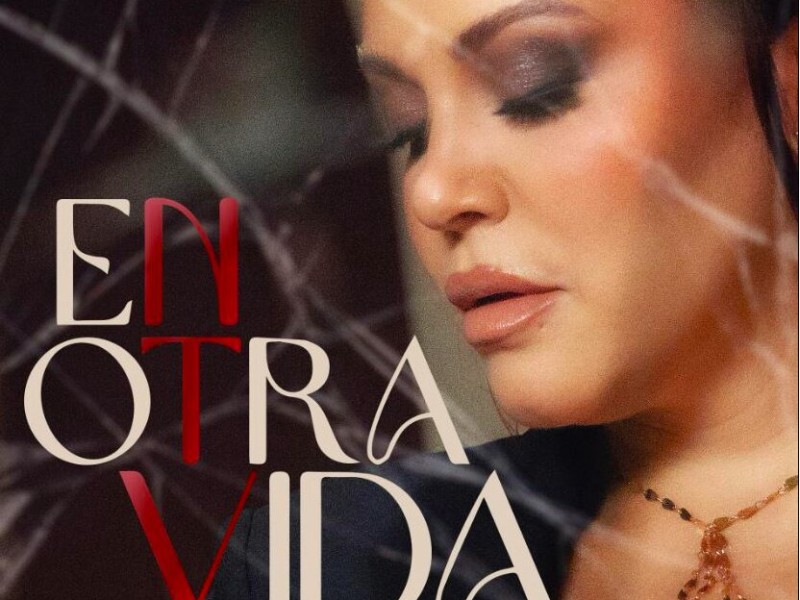 Jacqie Rivera en el mes del amor estrena “En otra vida”