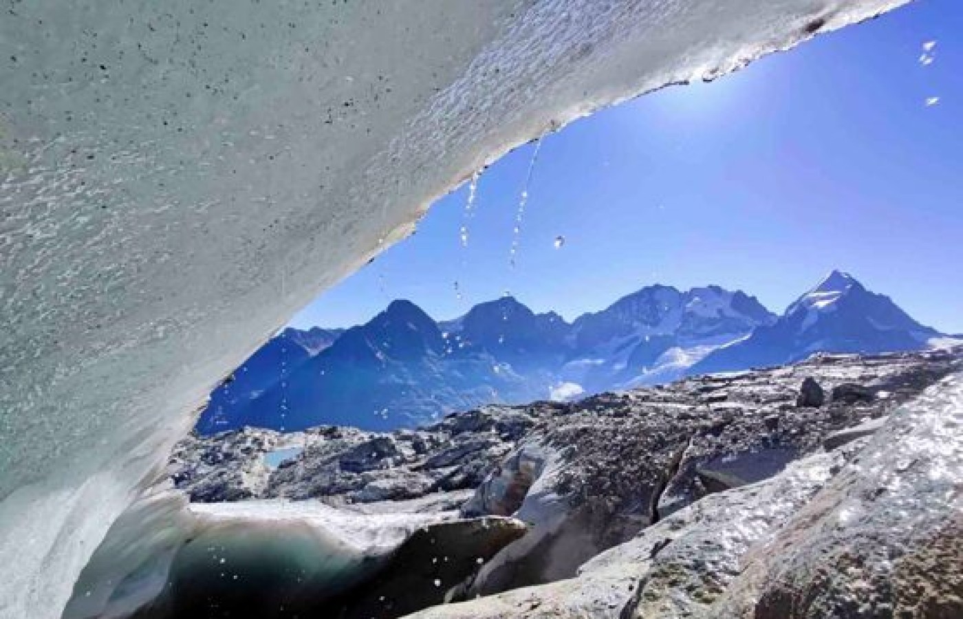 Derretimiento de glaciares, un peligro que se acelera con el cambio climático