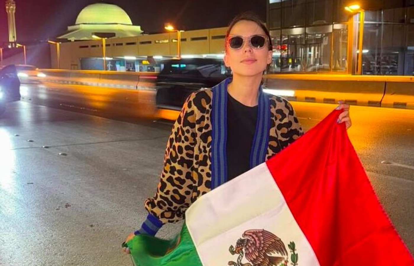 Majo Aguilar: ¿se equivocó al cantar el Himno Nacional en la pelea Canelo-Scull?