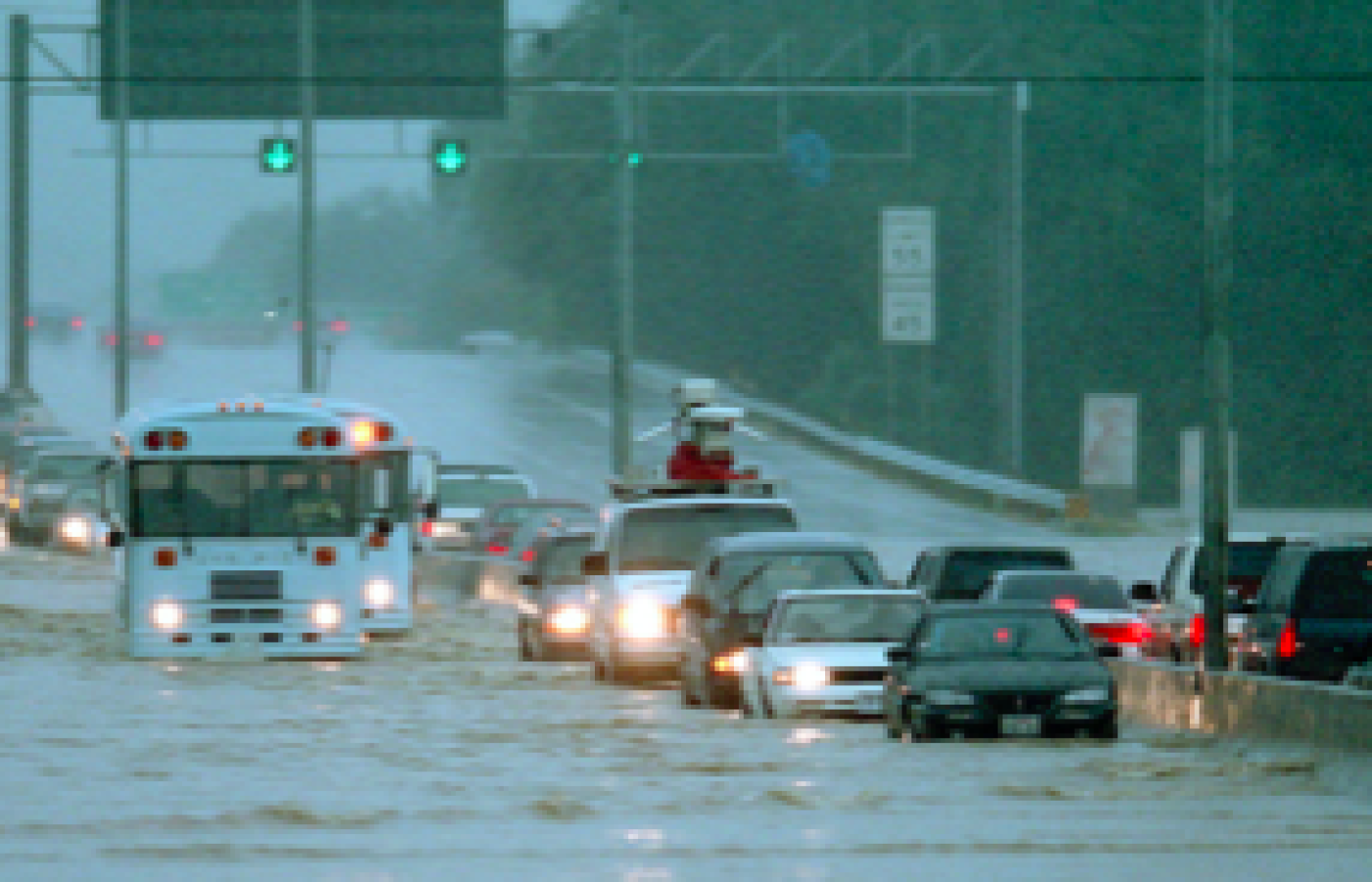 Inquilinos pueden solicitar asistencia de FEMA