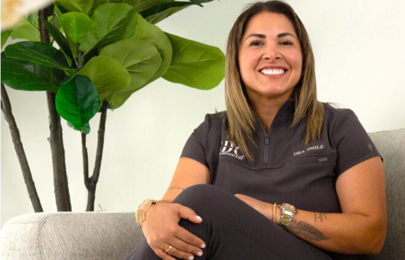 “Las carillas dentales Natural 3D son superiores a las de resina”