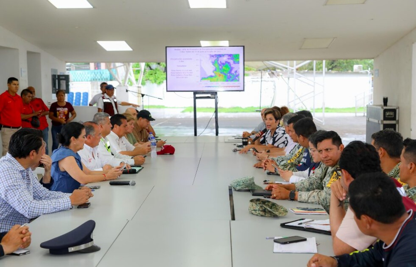 Reunión del Consejo Municipal de Protección Civil por Tormenta Tropical "Barry"