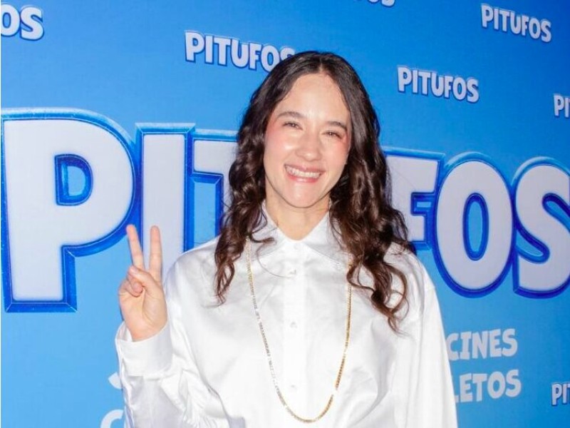 Ximena Sariñana se convierte en una líder aguerrida en “Los pitufos”