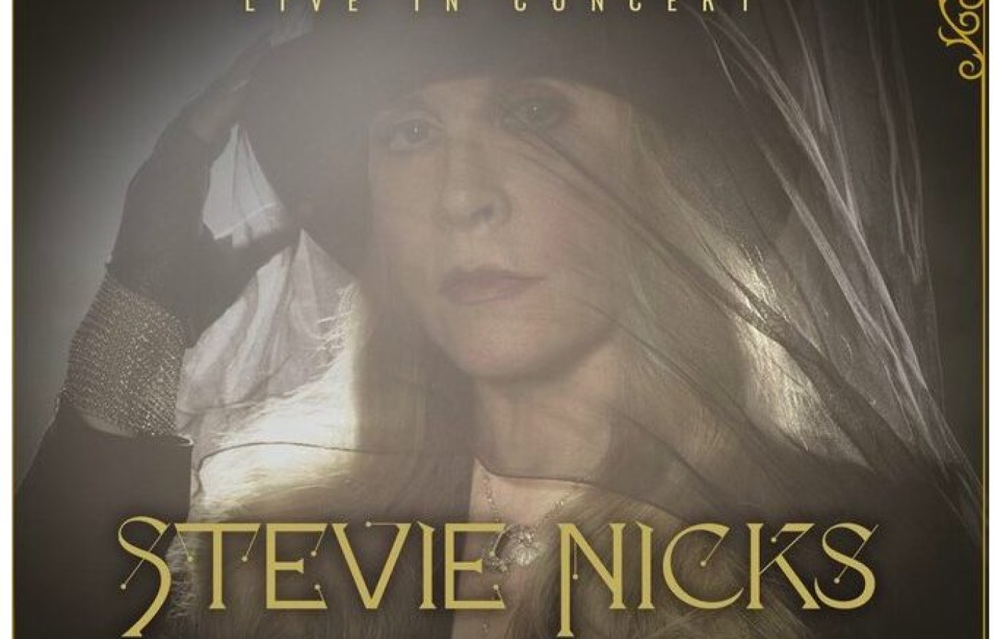 Stevie Nicks aplaza conciertos  en EEUU y Canadá  por una lesión en el hombro