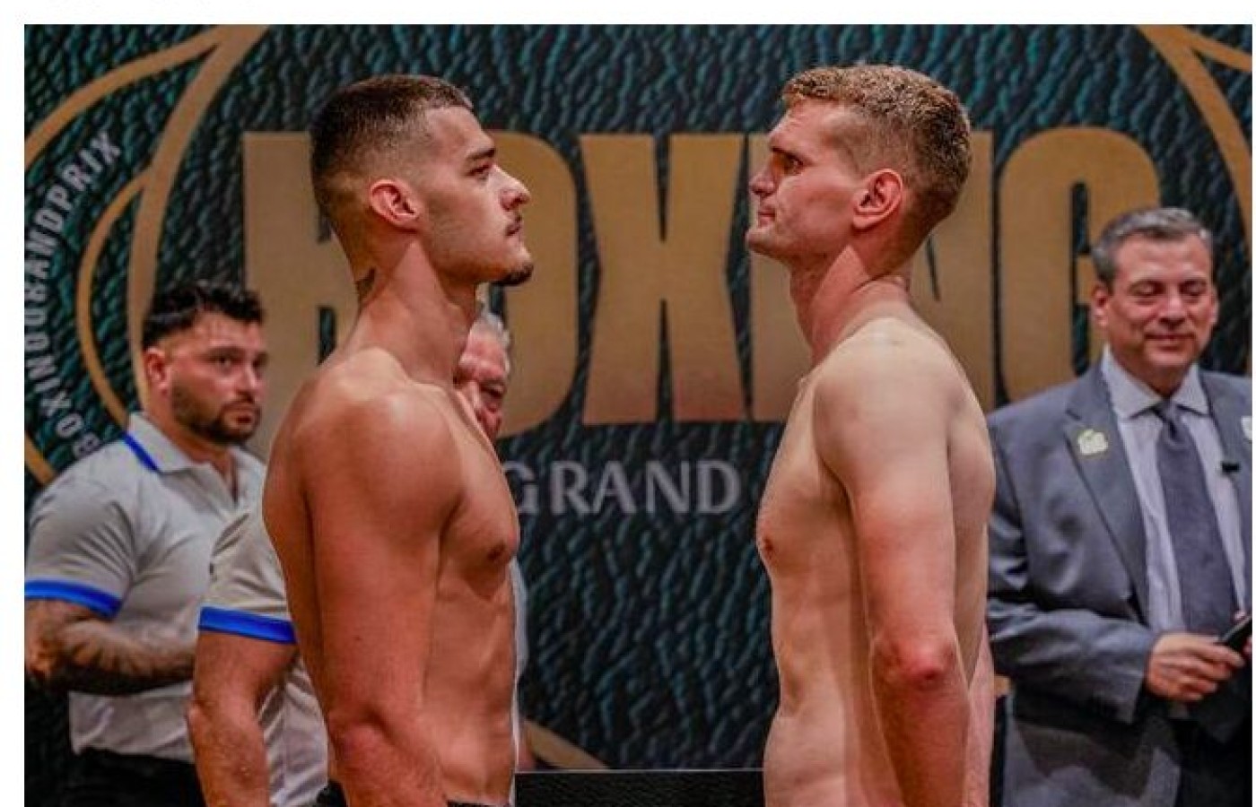 Ceremonia de pesaje para la tercera etapa del WBC Boxing Grand Prix