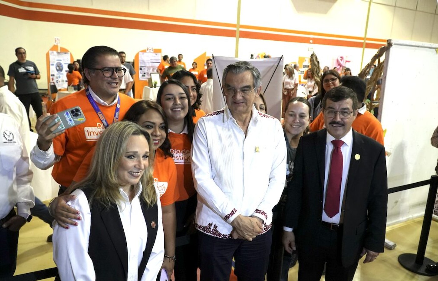 Gobernador y rector inauguran Día de la Investigación UAT 2025