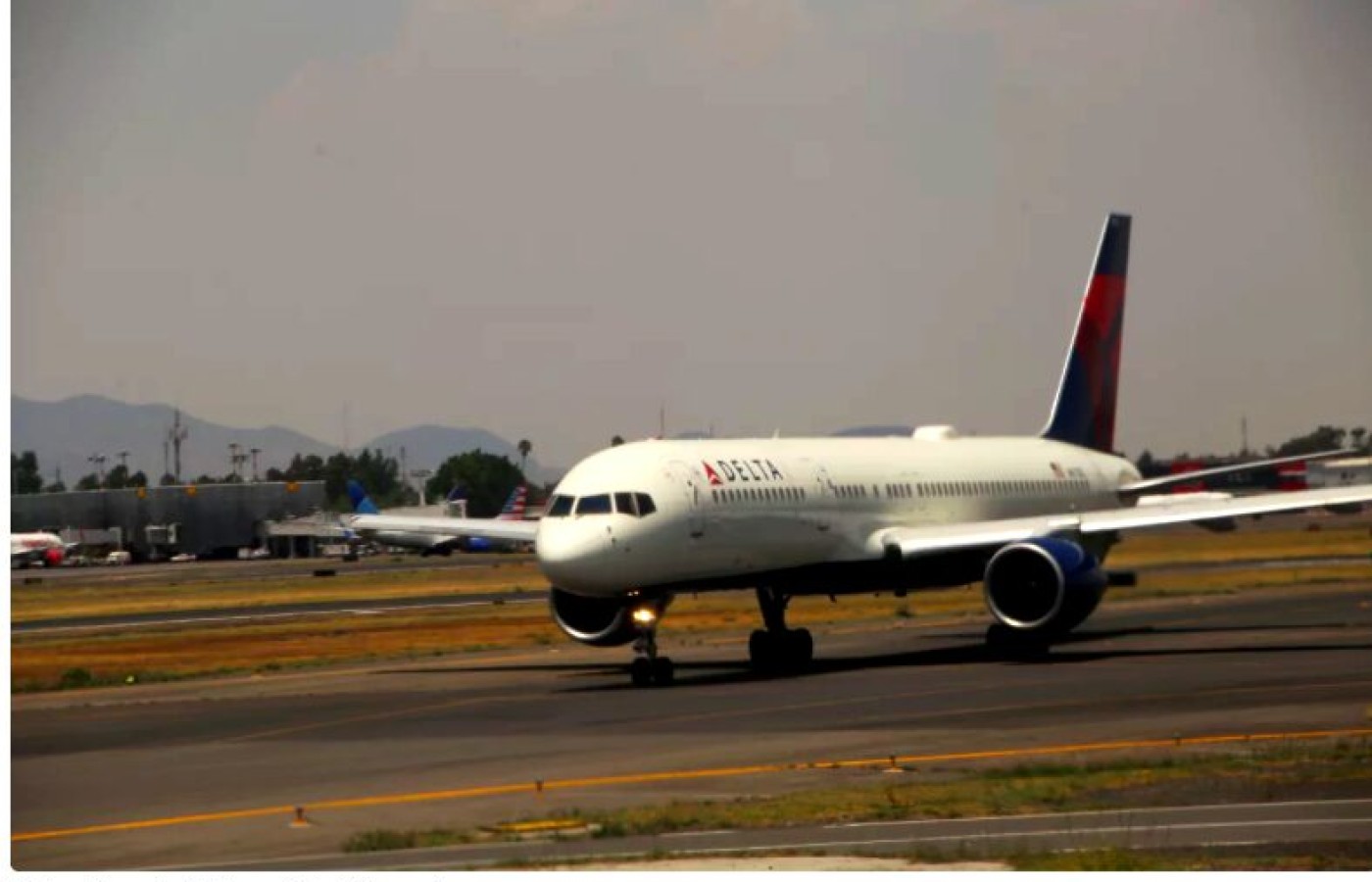 Trump ordena a Delta y Aeroméxico disolver su alianza antes de 2026