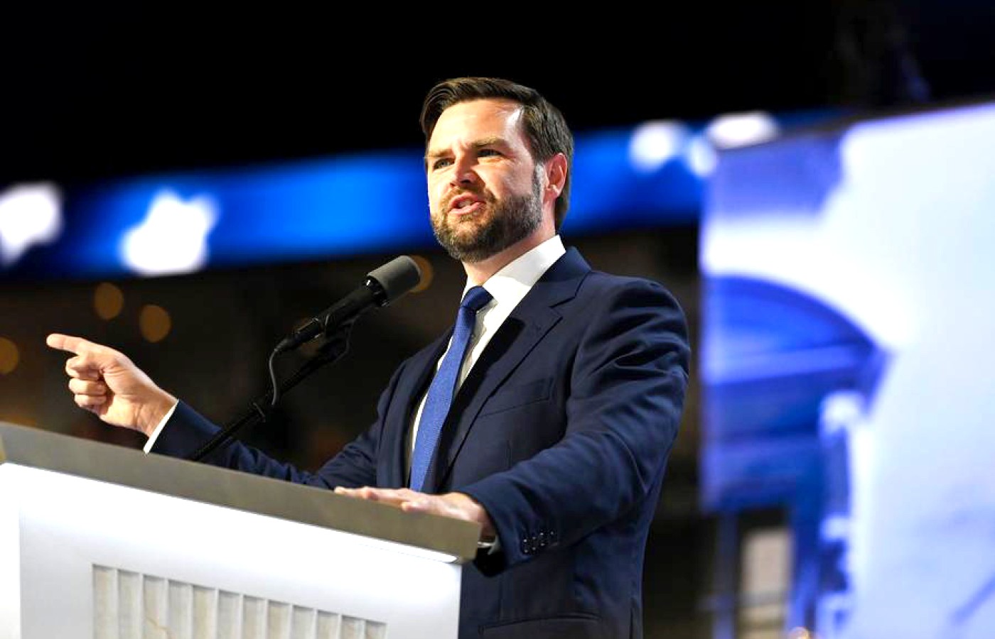 EU está considerando enviar misiles Tomahawk a Ucrania a través de aliados europeos: Vance