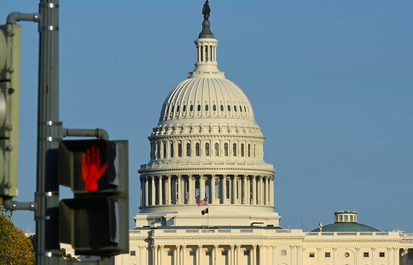 Senado estadounidense vota a favor de eliminar los aranceles globales de Trump