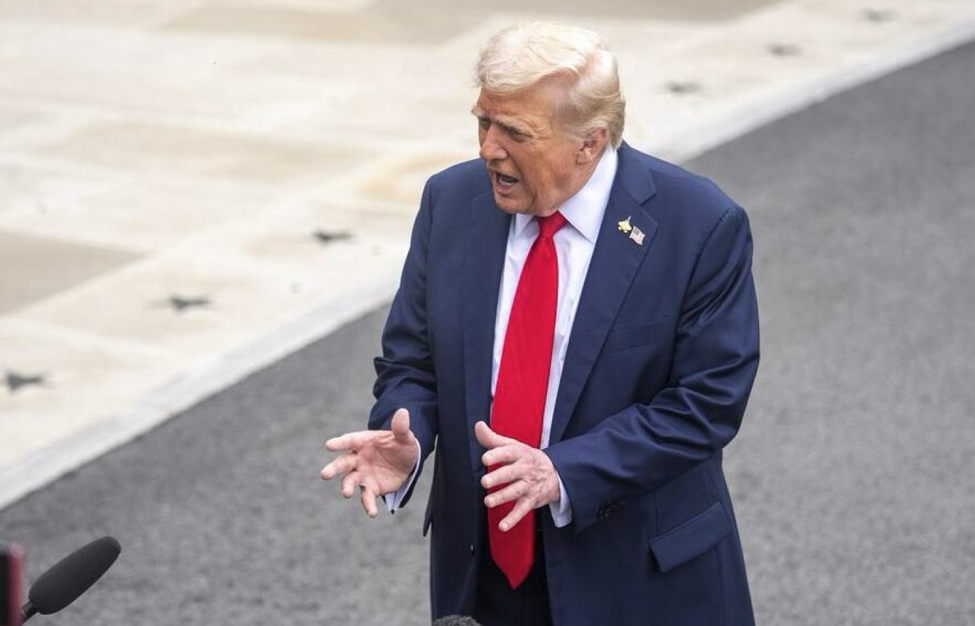 Trump suspende contacto diplomático con Venezuela, según diario NYT