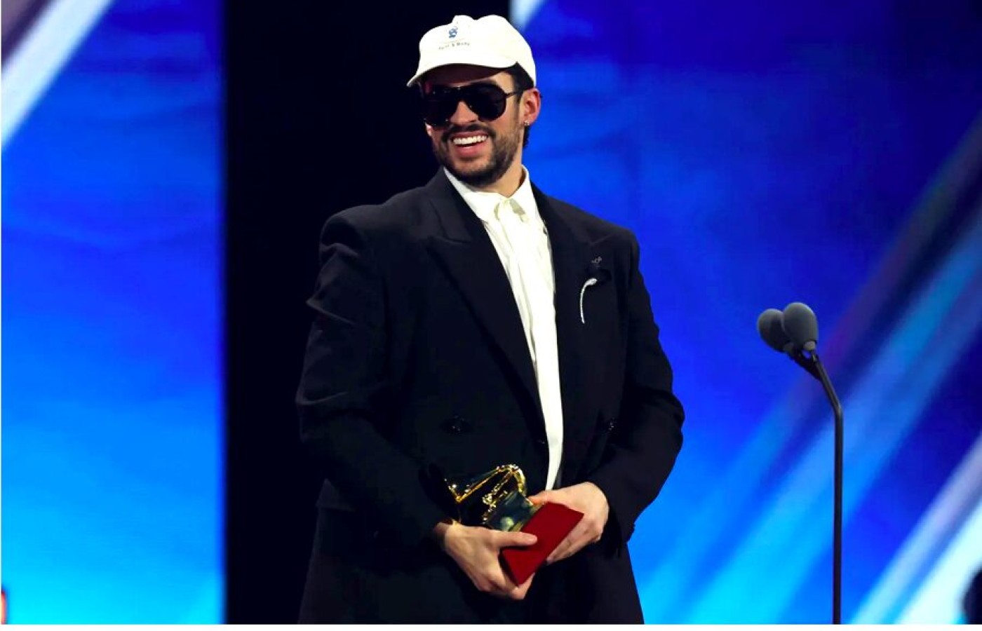 Bad Bunny y Ca7riel & Paco Amoroso arrasan en los Latin Grammy 2025