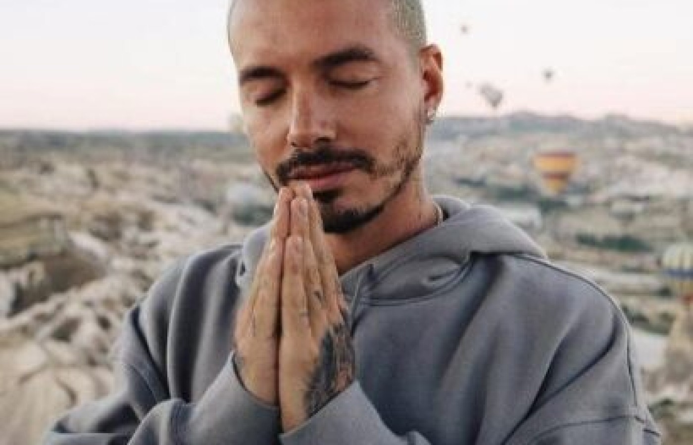 J Balvin estará en encuentro de meditación en Medellín