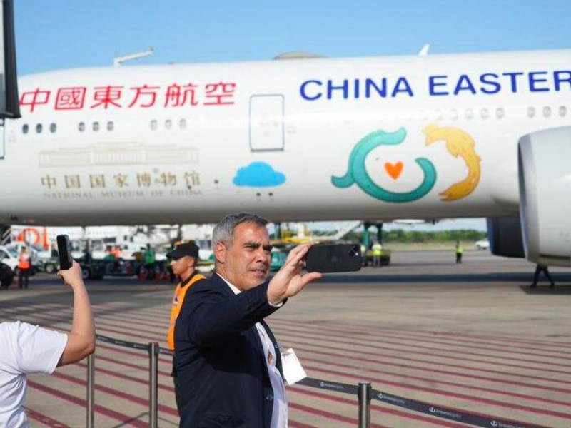Inauguran vuelo más largo del mundo que conecta Shanghai con Buenos Aires
