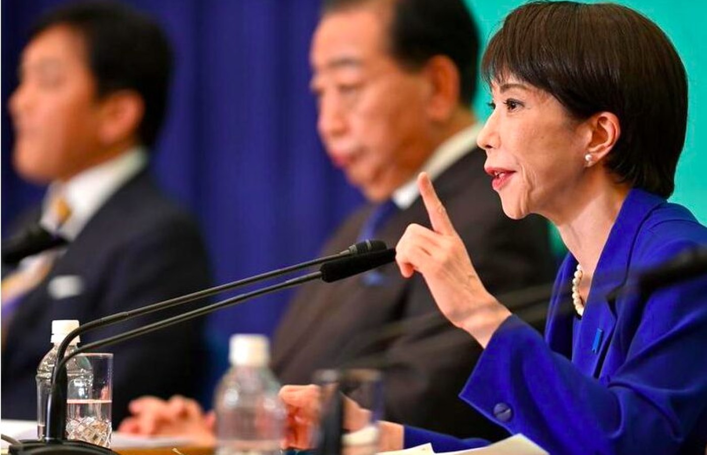 Dimite el gabinete de la primera ministra japonesa Takaichi