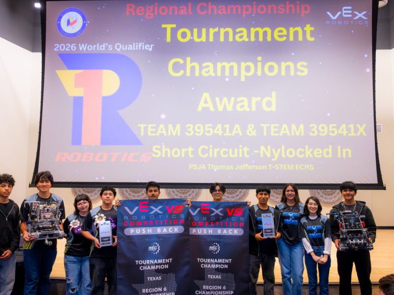 Seven Area Robotics Teams Advance to VEX Robotics World Championship