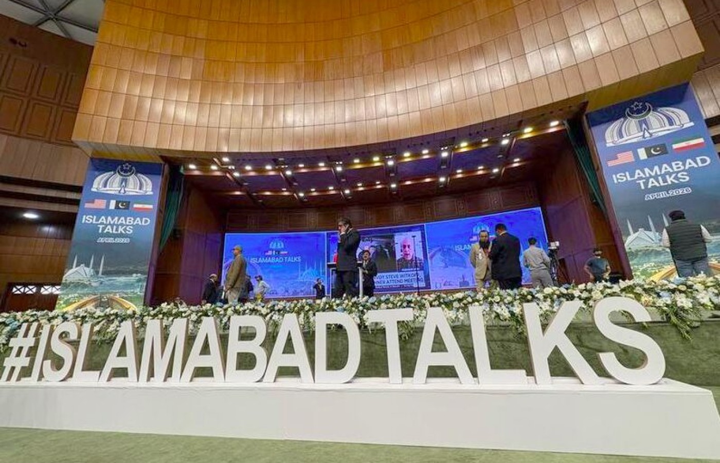 Canciller iraní achaca fracaso de conversaciones a exigencias maximalistas y amenazas de bloqueo de EU