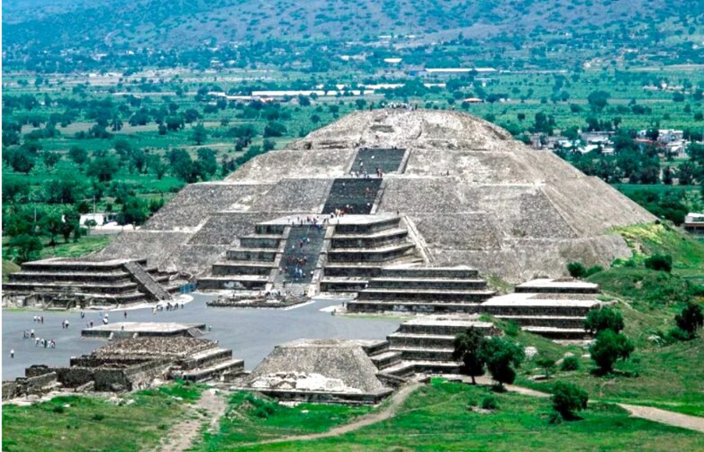 Una turista canadiense muere por causa de un tiroteo en Teotihuacán