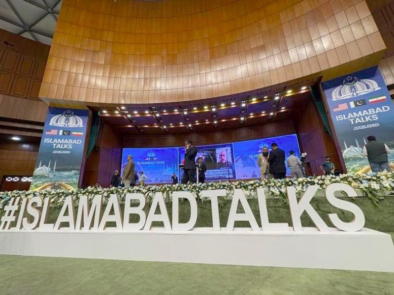 Canciller iraní achaca fracaso de conversaciones a exigencias maximalistas y amenazas de bloqueo de EU