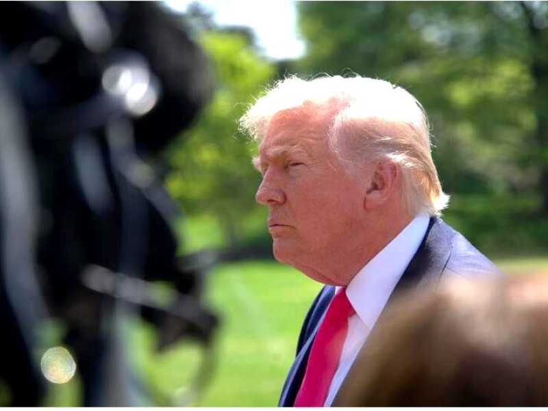 Trump dice que EU ya no enviará delegaciones para conversar con Irán