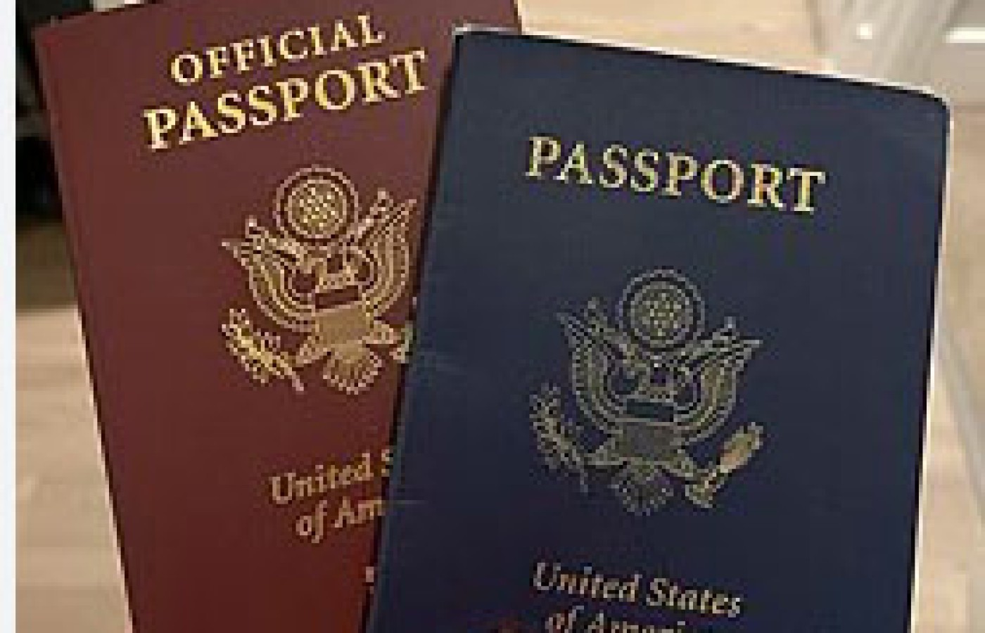 Aumenta de precio del servicio de entrega rápida de pasaportes de EU