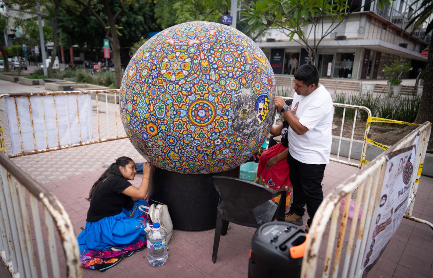 La artesanía mexicana ante el mundo del fútbol