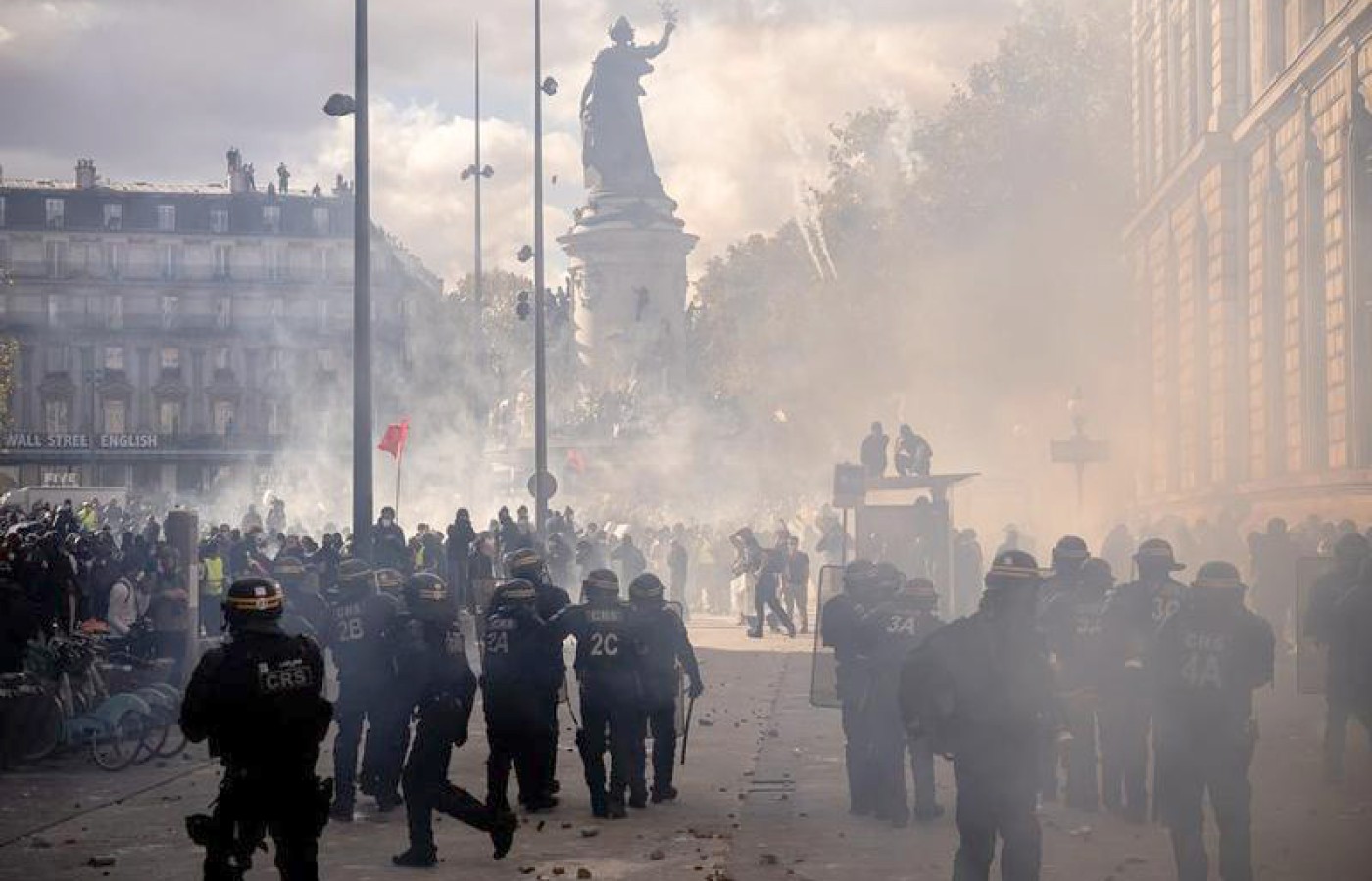 Más de 2.000 detenidos durante las protestas en Francia