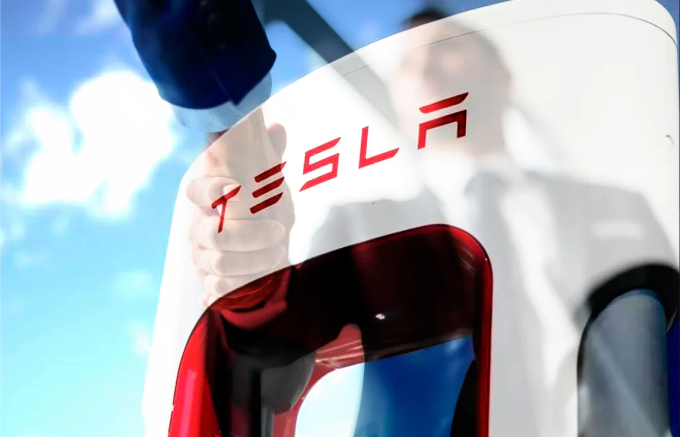 Tesla vende autos, pero Musk dedica la mitad de su discurso a IA y robots