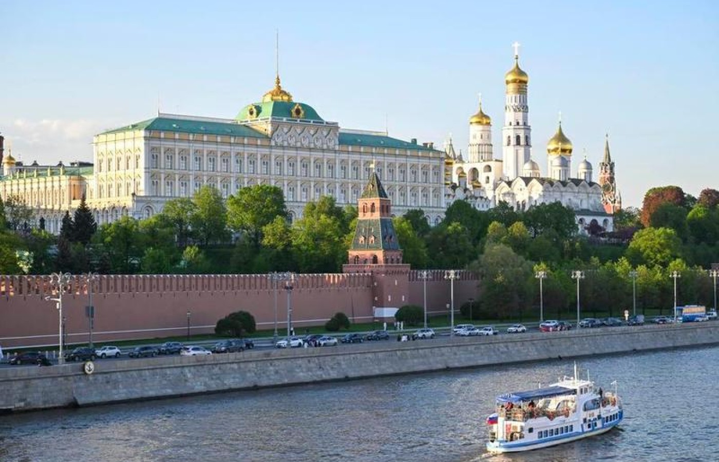 Tropas de OTAN en Ucrania es inaceptable, sostiene Kremlin