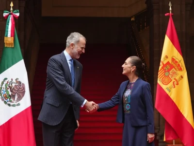 Sheinbaum recibe al rey Felipe VI de España en Palacio Nacional