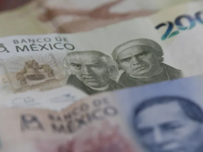 HR Ratings baja la calificación de México a BBB