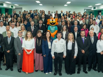 Encabeza el rector Dámaso Anaya el 59 Aniversario de la FCAV