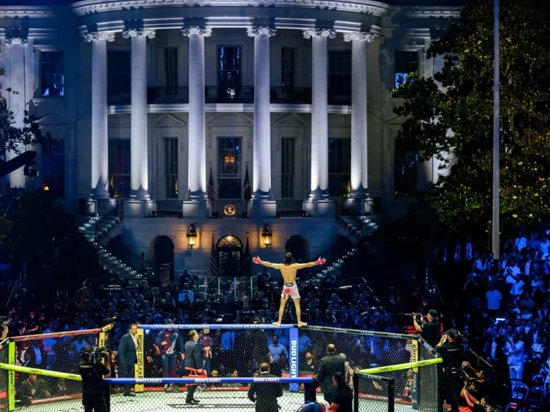 Artes marciales y motocross, así se vivió el cumpleaños 80 de Donald Trump en Casa Blanca