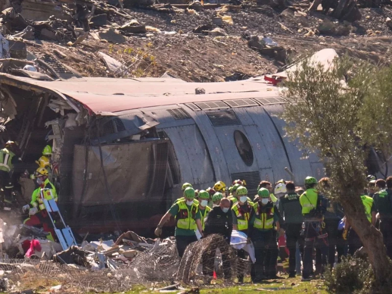 Chocan trenes en Toledo: Cómo ocurrió el accidente con 68 muertos