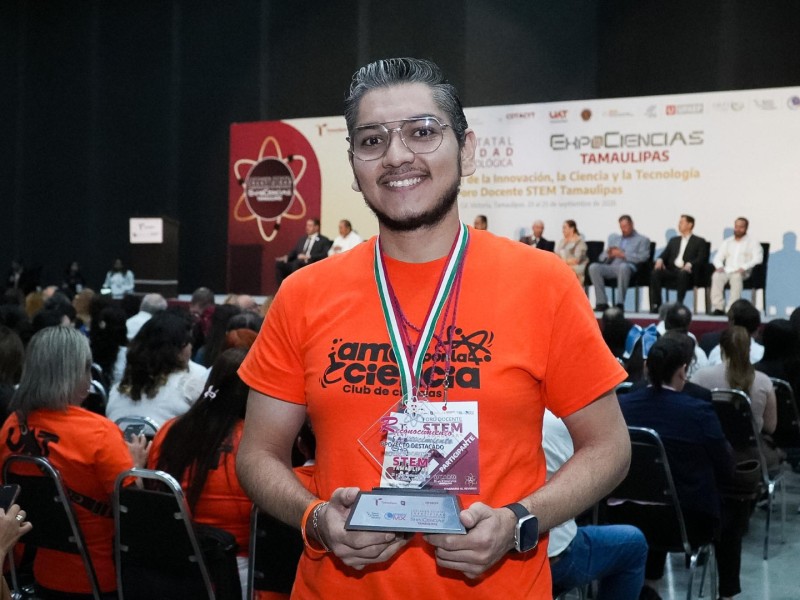 Docente de la UAT gana acreditación de la NASA tras triunfar en el Foro Estatal STEM