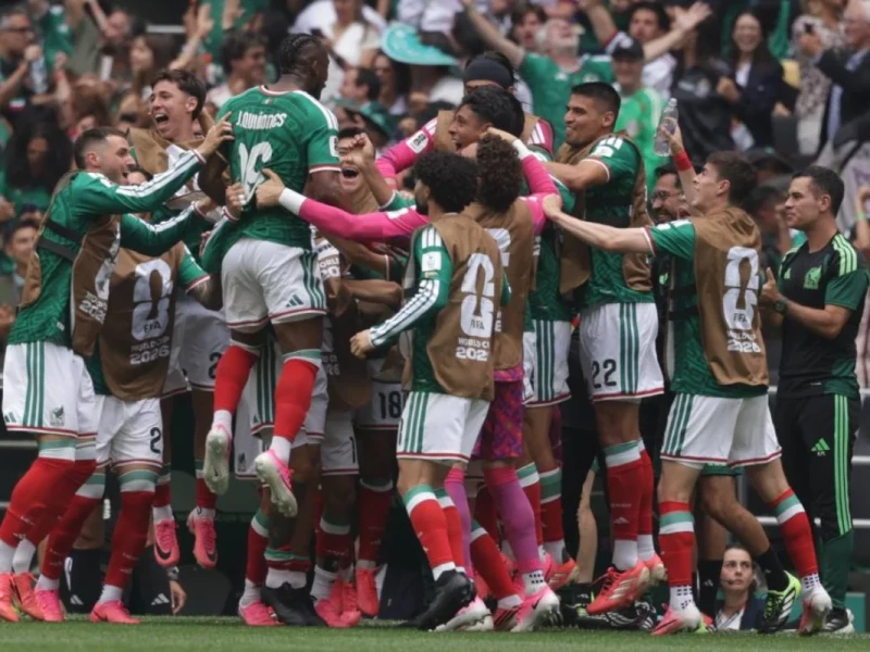 México rompe racha inaugural del Mundial con victoria 2 a 0 sobre Sudáfrica