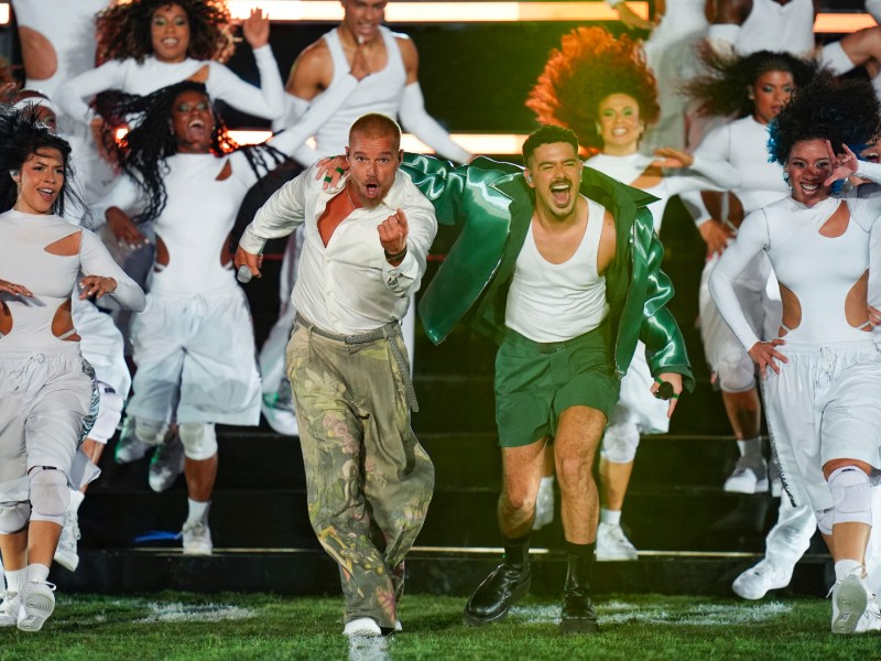 Ricky Martin y Pedro Sampaio mantienen el eco de "Pikito, Pikito" una semana después de su estreno